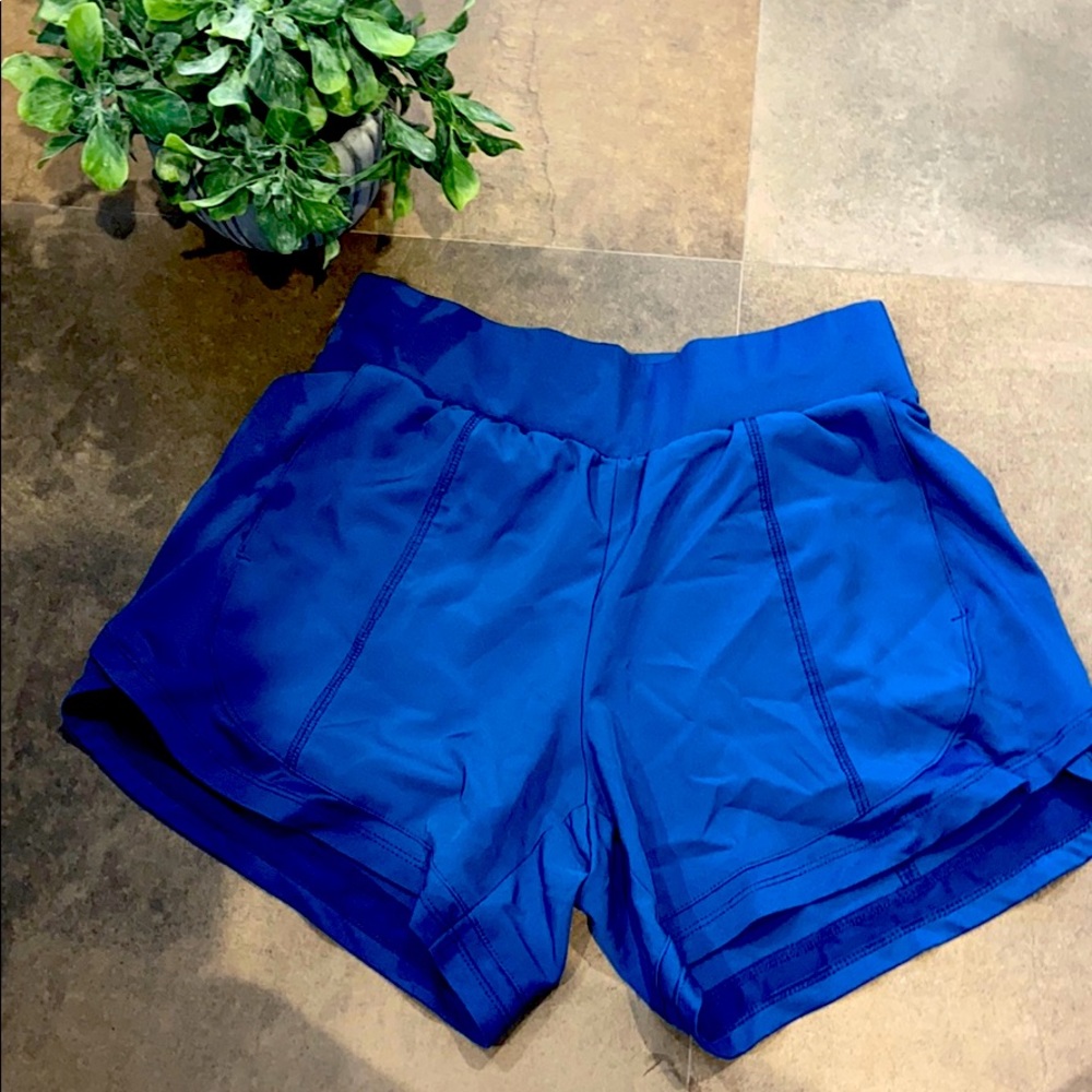 Athletic shorts